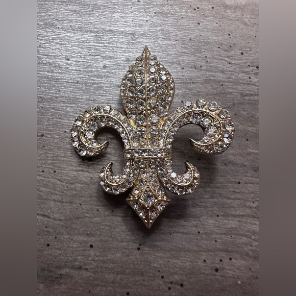 Gold and Silver Fleur-de-Lis Brooch - Picture 1 of 3